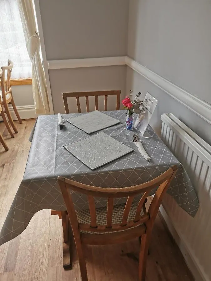 Leeds House Guest House Bridlington