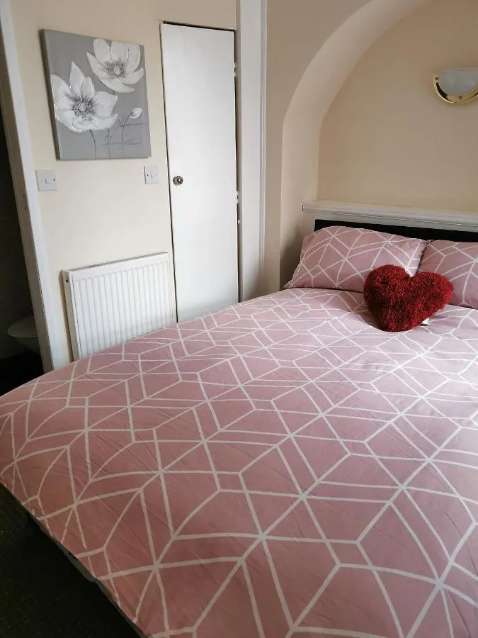 Leeds House Guest House Bridlington 3*,  United Kingdom