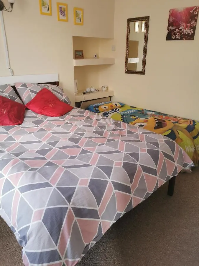 Leeds House Guest House Bridlington 3*,  United Kingdom