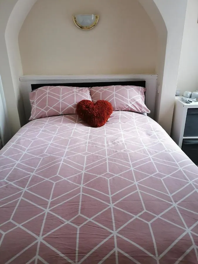 Leeds House Guest House Bridlington